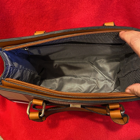 NWOT Designer Inspired Brown Black & White Check Satchel with Removable Strap - Picture 10 of 12